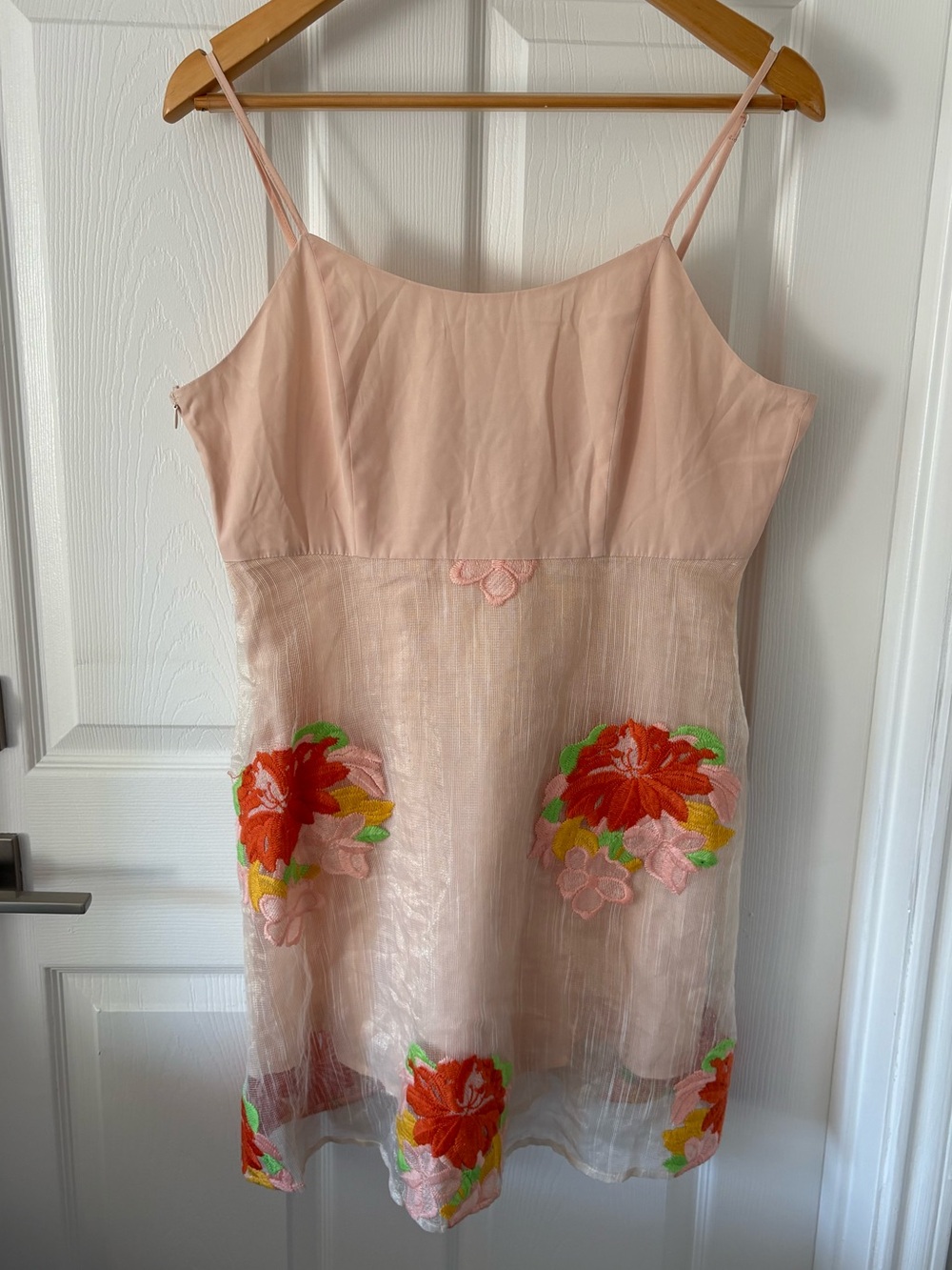 Jovonna London Pink Embroidered Floral Overlay Mini Dress Size 10